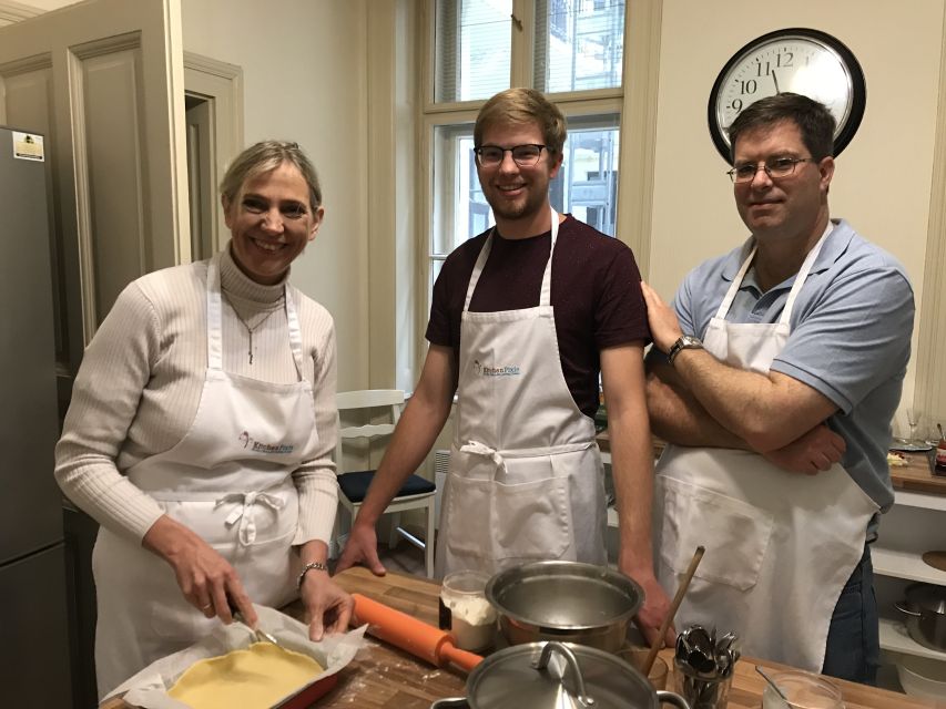 Hungarian Premium Cooking Class with 4-course meal - The drinks are part of the Hungarian welcome