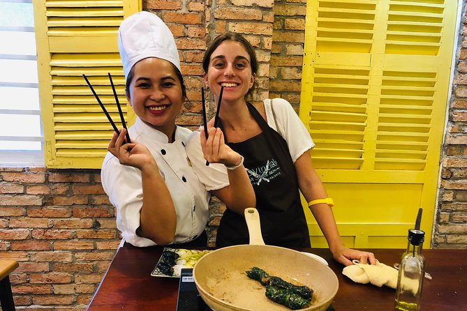 Immersive Cooking Class & Wet Market Tour by Local Chef +Cookbook - Moving from the market to the cooking kitchen
