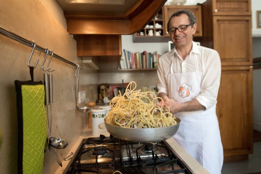 Ischia: Cooking Class at a Local's Home - Cooking in an Ischia home instead of a restaurant kitchen