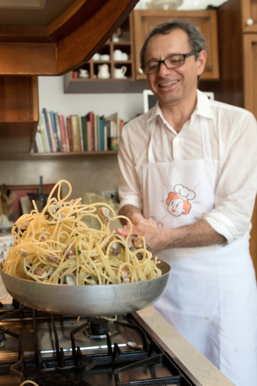 Ischia: Market Tour & Cooking Class at a Local's Home - How this experience compares with eating at a restaurant
