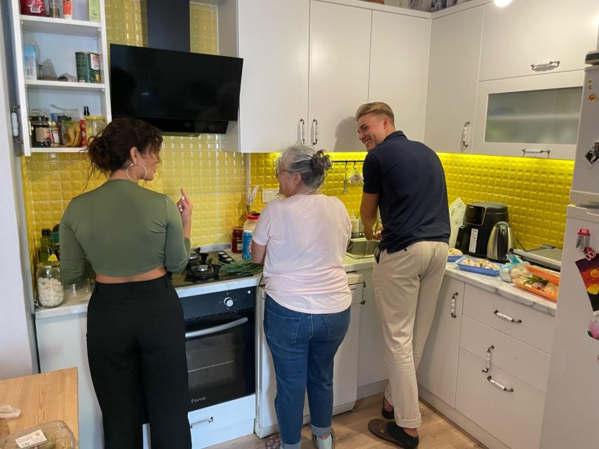 Istanbul: Vegan/Vegetarian Cooking Class with Locals at Home - Key points at a glance