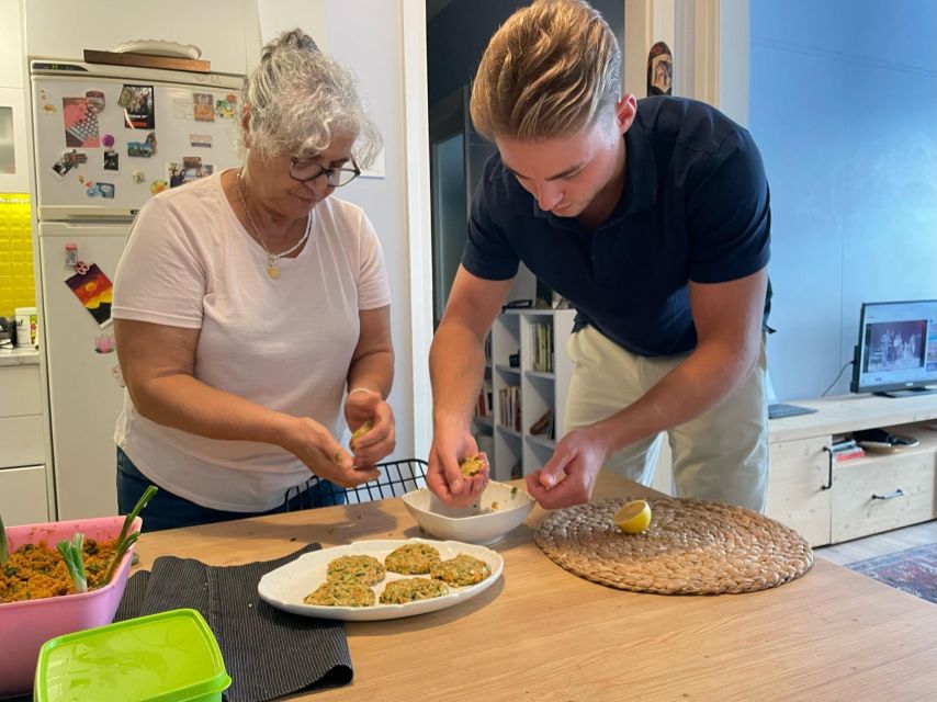 Istanbul: Vegan/Vegetarian Cooking Class with Locals at Home - Folding mantı and preparing dolma