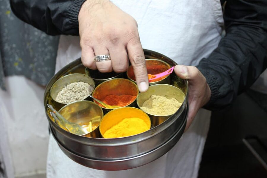 Jaipur: Interactive Cooking Class with a Local Family - Cooking a vegetable curry together