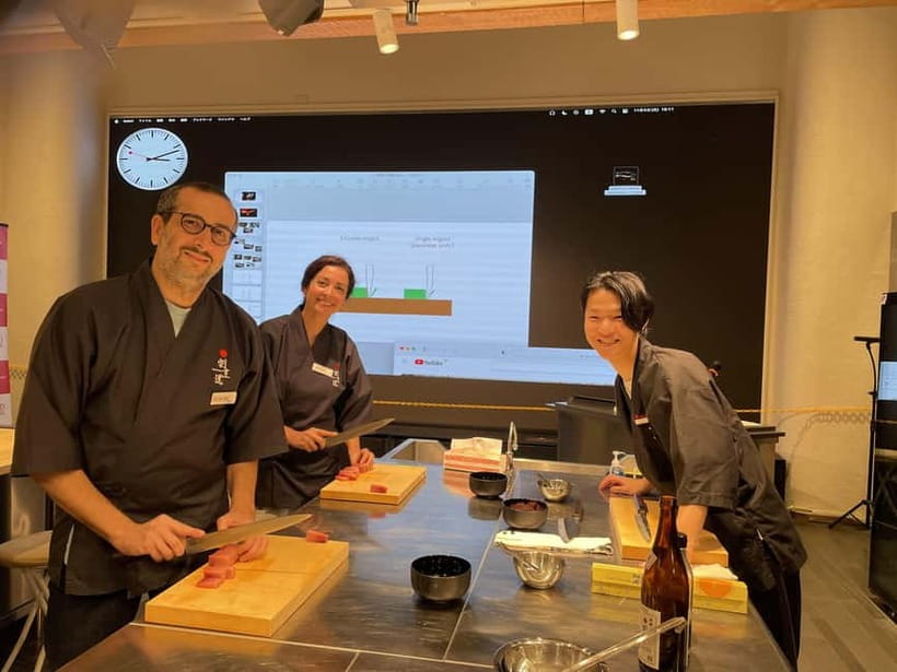Japanese Knife Skills & Tuna Don/Sushi Workshop in Tokyo - Watching sashimi become a precise skill