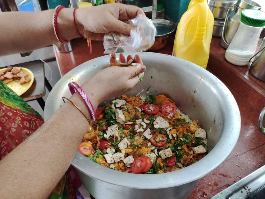 Jodhpur 9 Dishes Cooking Class Experience pickup and drop - Why the $32 price makes sense