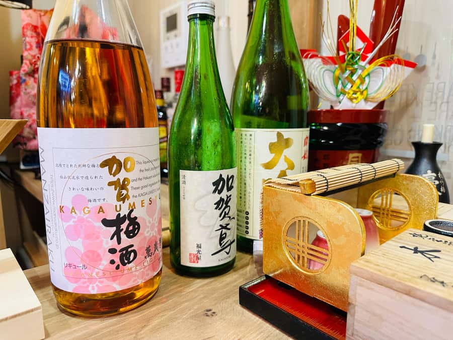 Kanazawa: Authentic Japanese Cooking and Sushi-Making Lesson - Rolling dashi omelet and finishing the meal