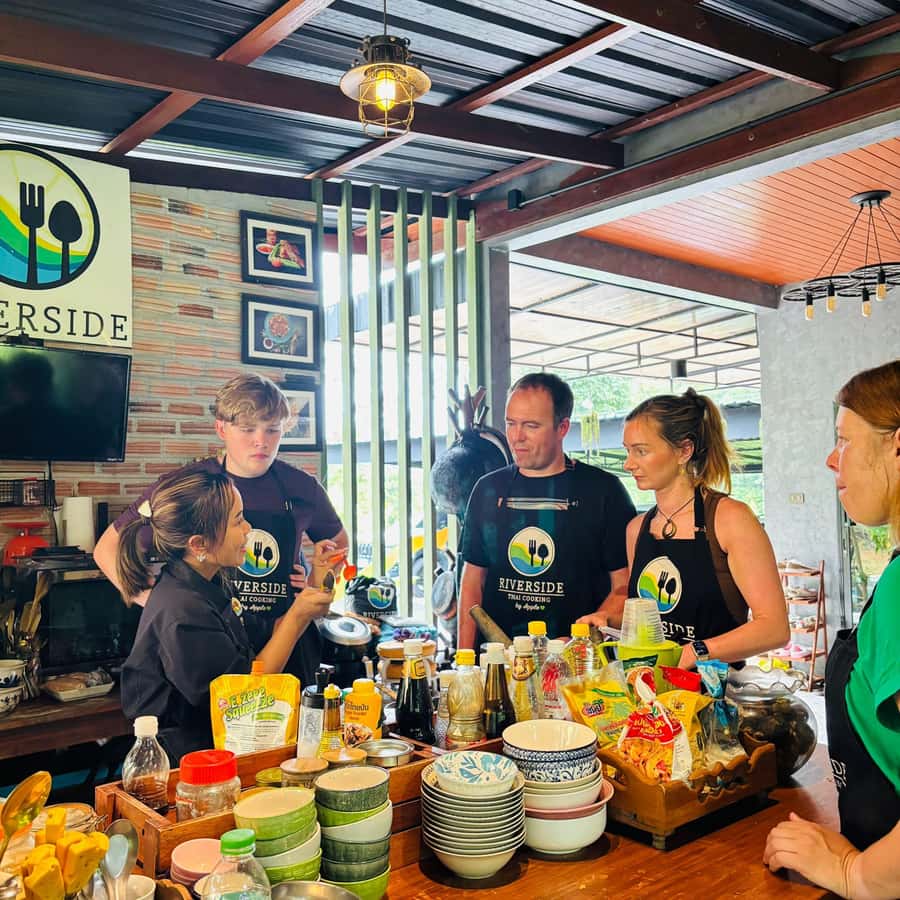Khao Lak: Half-Day Cooking Class and Ingredient Hunt - Transfers, timing, and the fine print