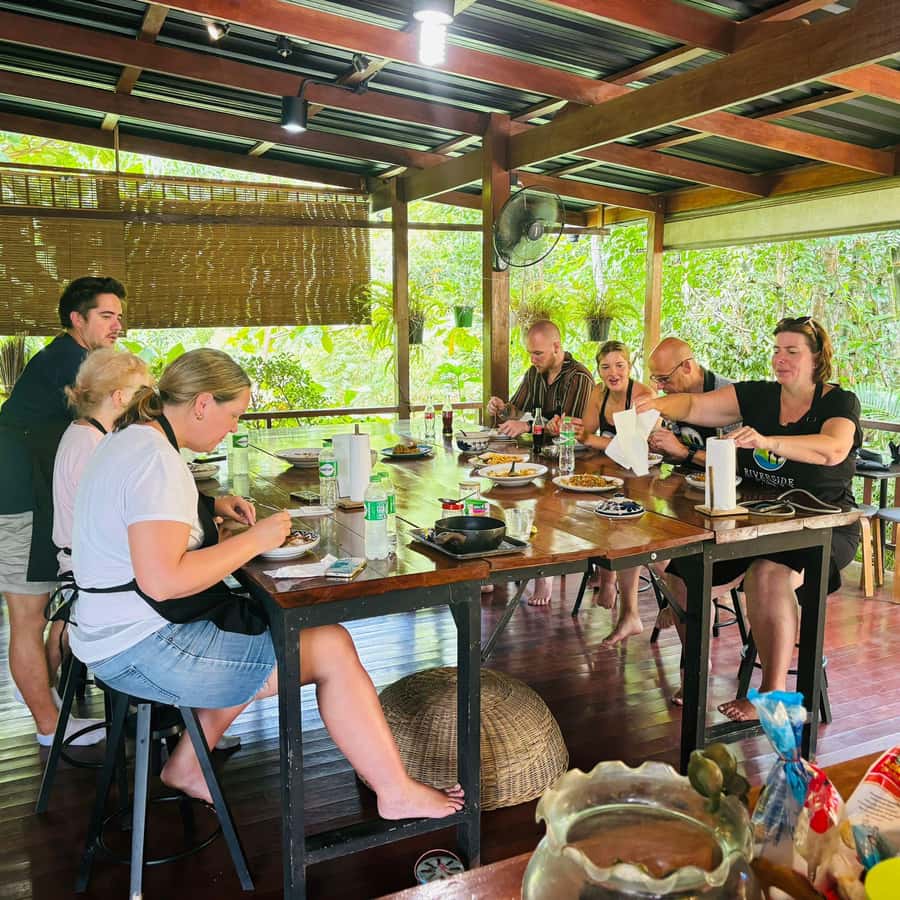 Khao Lak: Half-Day Cooking Class and Ingredient Hunt - Who should book this Khao Lak class?