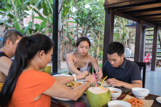 Khmer Cooking Class at a Local's Home in Krong Siem Reap - From Siem Reap hotel to neighborhood market