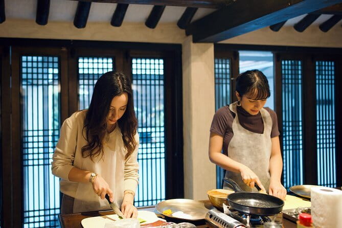 Korean Cooking Class with Grocery Shopping at Seoul Local Market - Cooking bulgogi, gyeran-jjim, and kimbap
