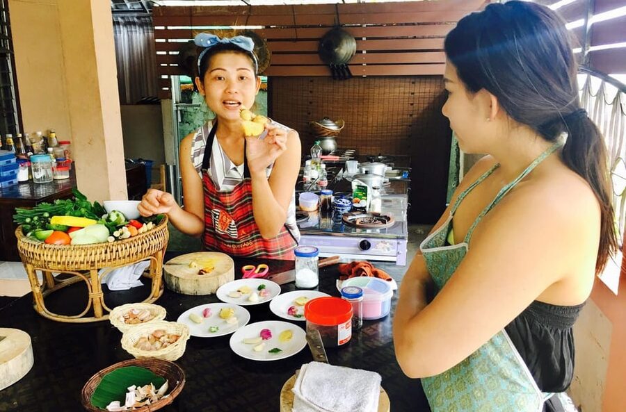 Krabi: Morning or Afternoon Culinary Adventure at Smart Cook - Choosing your Thai menu
