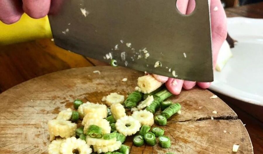 Krabi: Traditional Thai Cooking Class - Picking the right time slot and menu