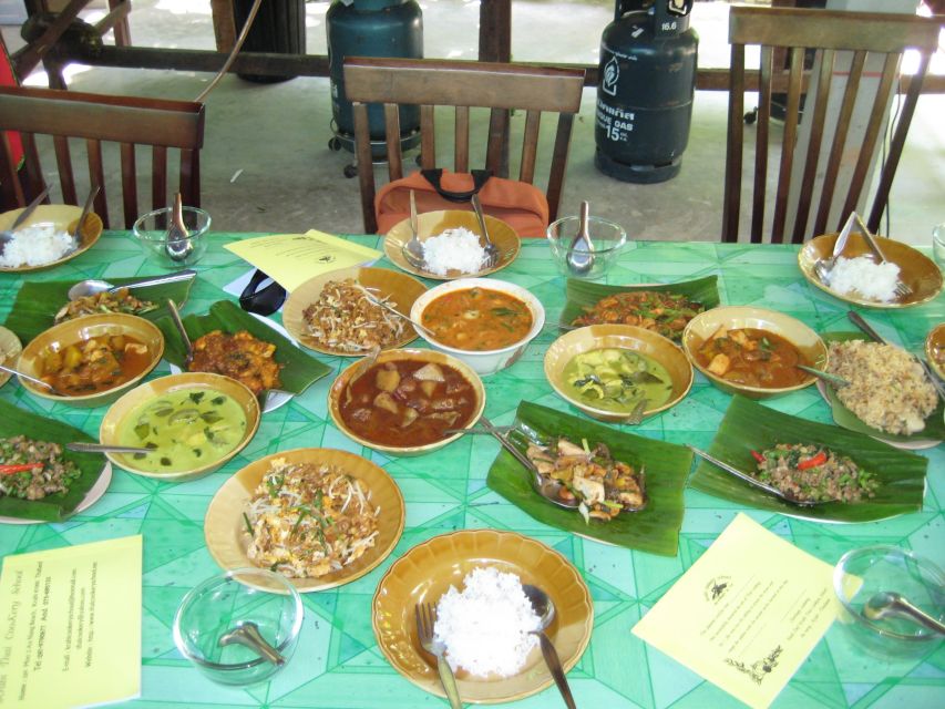 Krabi: Ya's Cookery Late Afternoon Thai Cooking Class - Choosing four dishes from a useful menu