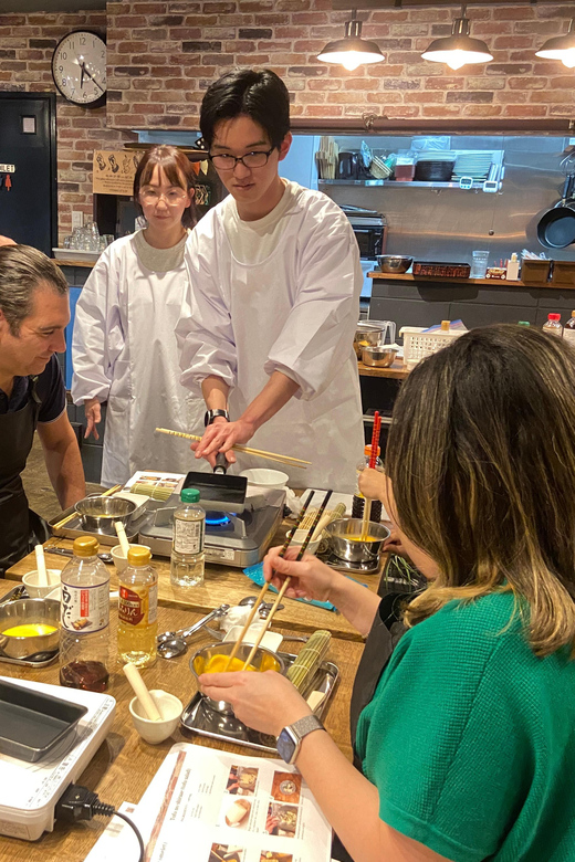 Kyoto: Japanese Washoku Bento Small Group Cooking Class - Making dashi, the quiet foundation of the meal