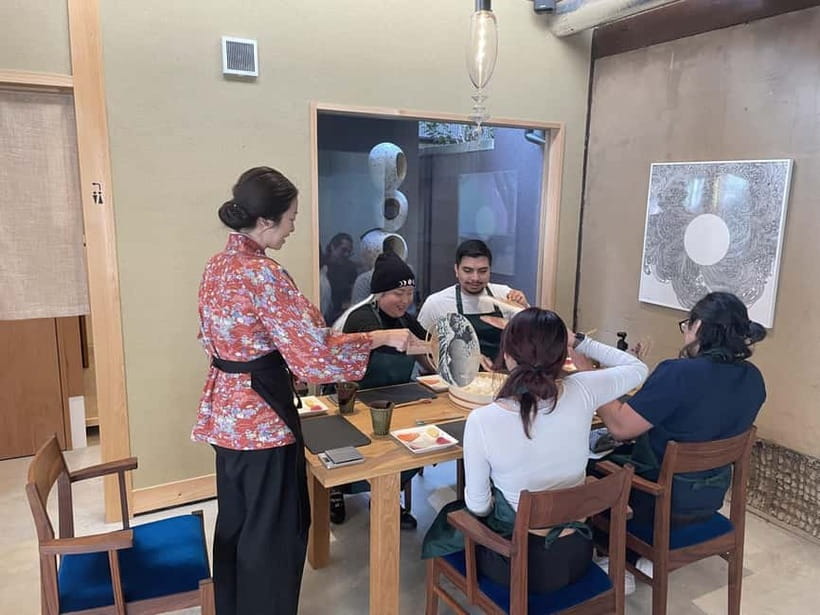 Kyoto: Small-Group Authentic Sushi Making Workshop - Practical points before you book