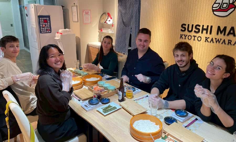 Kyoto: Sushi Making Experience in Kawaramachi - What the $40 price really covers