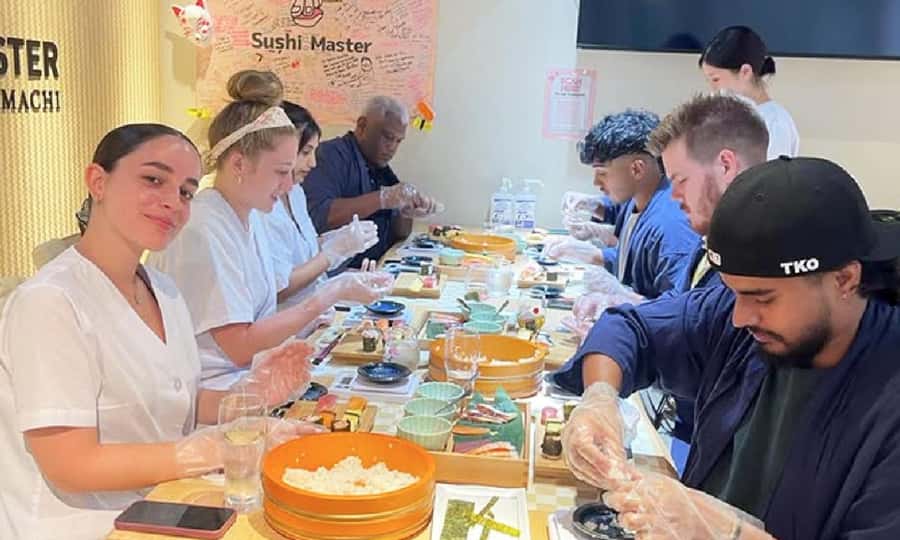 Kyoto: Sushi Making Experience in Kawaramachi - The opening lesson: sushi beyond raw fish