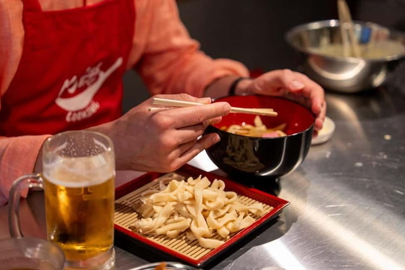 Kyoto Udon & Tempura Cooking Class with Professional Chefs - Time, Group Size, and What May Change