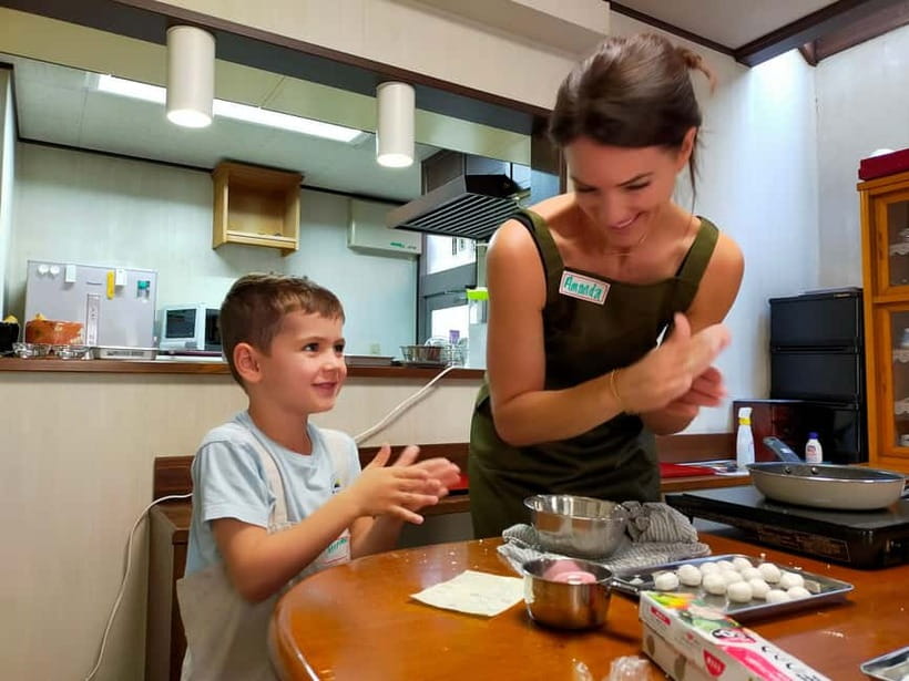 Kyoto: Wagashi (Japanese sweets) Cooking near Fushimiinari - What this wagashi class near Fushimi Inari is really like