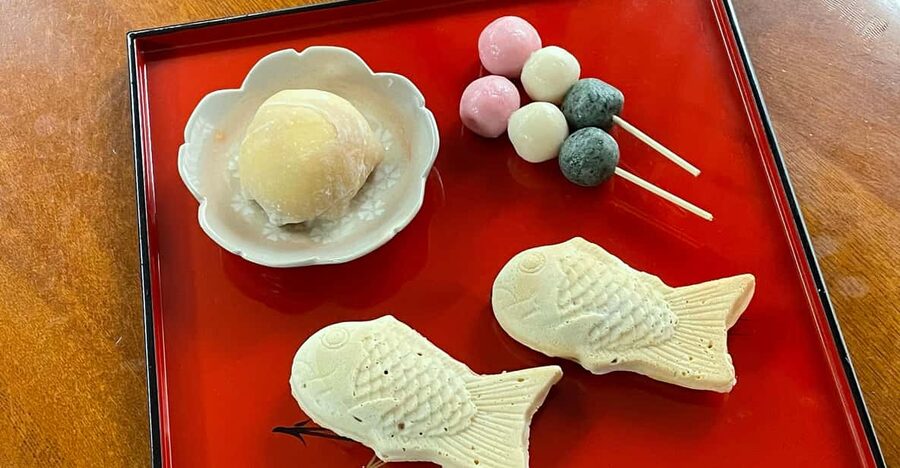 Kyoto: Wagashi (Japanese sweets) Cooking near Fushimiinari - Entering an authentic Japanese room