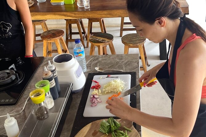Learn to cook Indonesian food at Gili Cooking Classes Trawangan - Group size, teaching style, and comfort