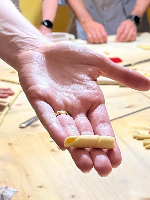Lecce Home Cooking Class: Craft Orecchiette & Savor Wine - Shaping maccheroni al ferretto
