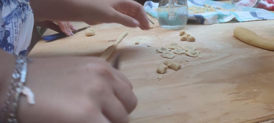 Lecce: Pasta Making Class in 1400s-Era Courtyard with Wine - Meeting the cooks and getting your hands dirty