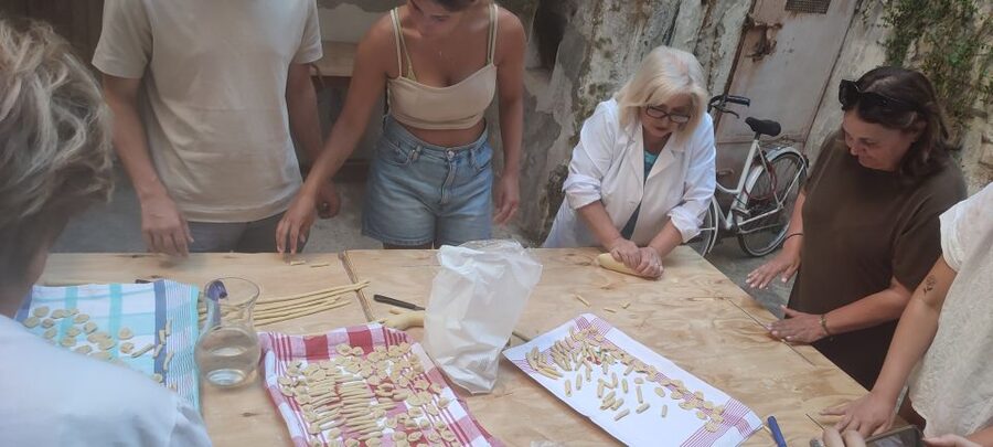 Lecce: Pasta Making Class in 1400s-Era Courtyard with Wine - Why the $68 price makes sense