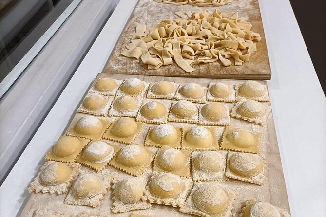 Lezione di Cucina : Pasta Fresca - Making Pasta in Gragnano, Not Just Watching It