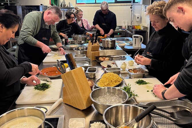 Lisbon Cooking Class with Market Experience - Key points at a glance