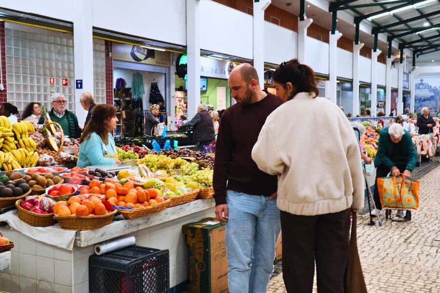 Lisbon: Setúbal Market and Wine tour with Cooking class - Cooking caldeirada de peixe by the sea