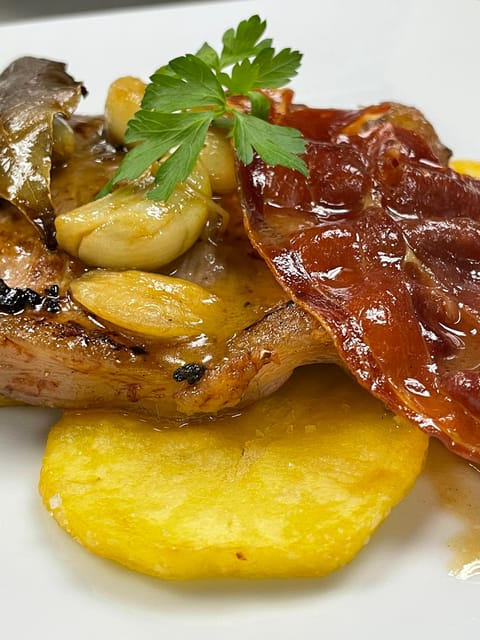 Lisbon: Traditional Portuguese Cooking Class - Sitting down to eat what you prepared