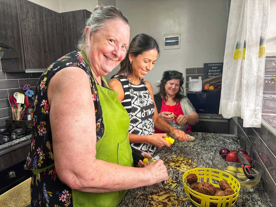 Local Market Tour and Traditional Meal Cooking Class - Who will get the most from this experience