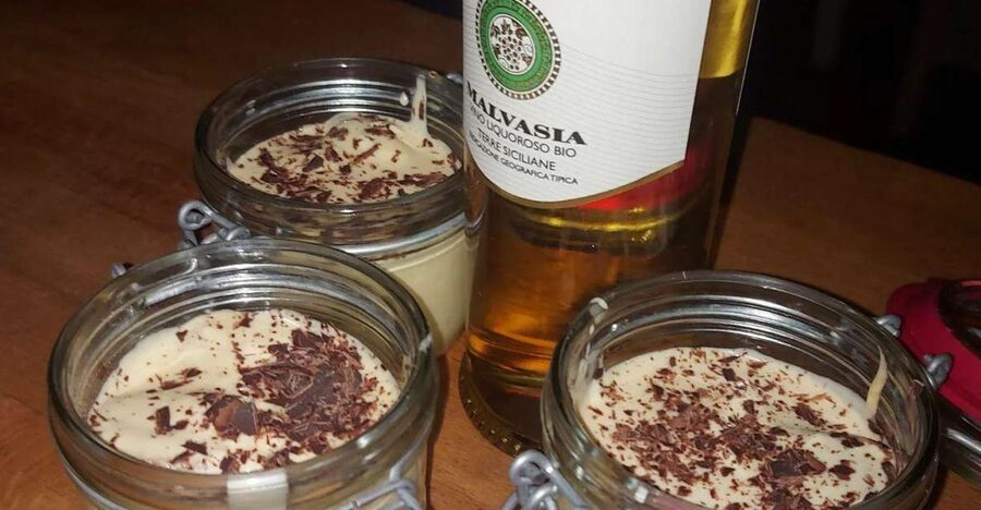 Lucca: Traditional-Traditional Cooking Class cuisine course - Tiramisu from scratch, not just a restaurant dessert