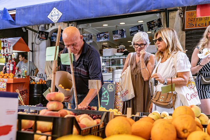 Lucca Walking Tour & Traditional Cooking Class with Wine - A meal that feels personal, not rushed