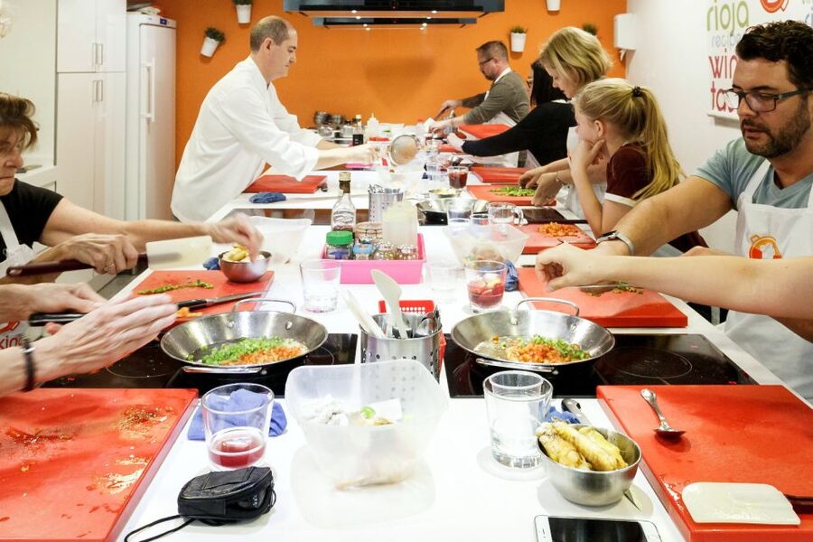 Madrid: Half-Day Spanish Cooking Class - What cooking in pairs really means