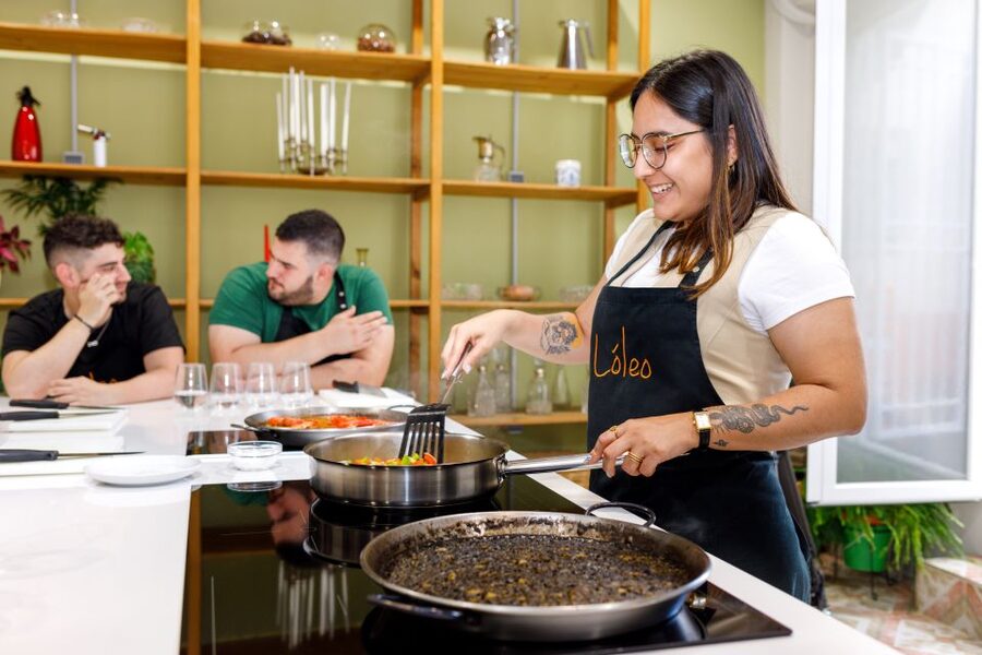 Madrid: Tapas & Paella Cooking Class with Expert Chef - Key points at a glance