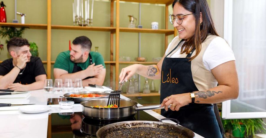 Madrid: Tapas & Paella Cooking Class with Expert Chef - Making black rice, or squid-ink paella
