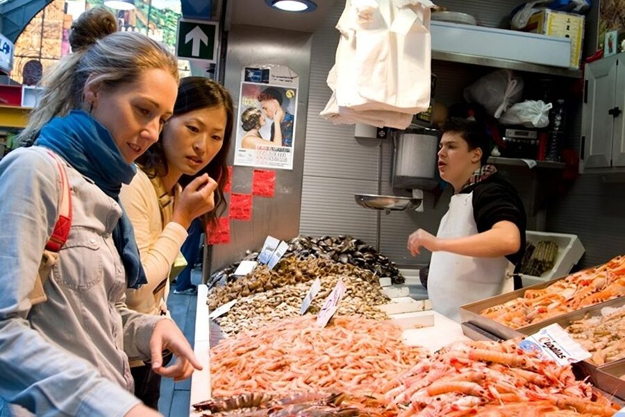 Malaga: Authentic Paella Cooking Class with Sangría - The social side of the cooking class