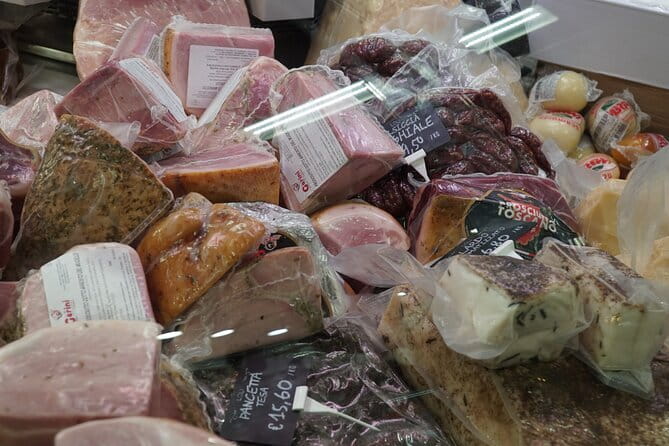 Market Food Tour in Florence + 4 courses lunch Cooking Class - From market tastings to the professional kitchen