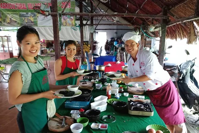Market to Farm to Table Cooking Class in saigon - A fully hands-on four-dish cooking lesson