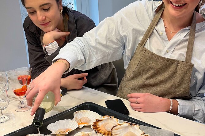Market Tour and Cooking Class with a Local Venetian Chef - Making tiramisu the Venetian way