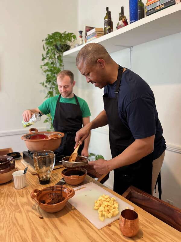 Market tour, cooking class & three-course Mexican feast - Jim’s teaching style and the cultural side