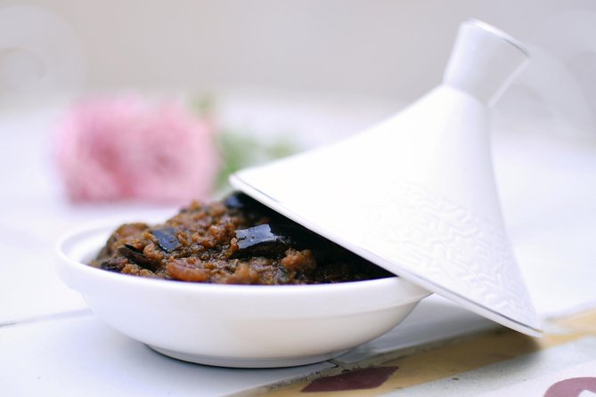 Market Tour & Moroccan Cooking Class in Casablanca with Transfers - The meal at the end is part of the lesson