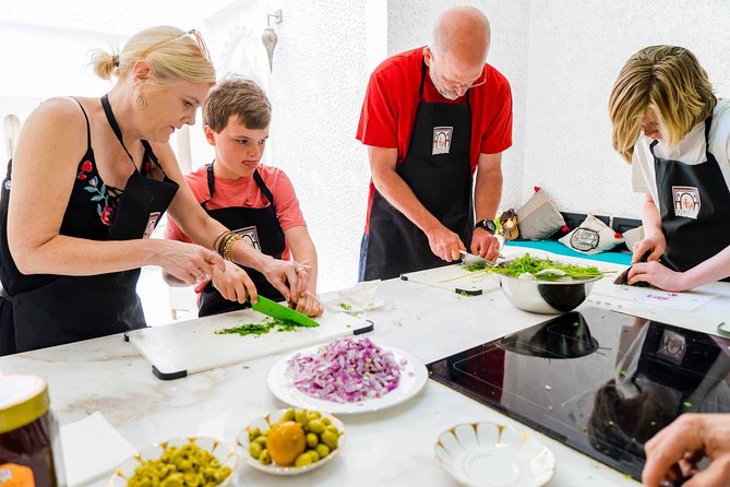 Marrakech cooking class - Language, timing, and booking details