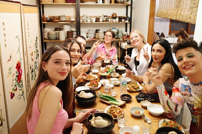 Master Korean traditional cooking with a Kimchi chef - Who will enjoy this Seoul cooking class
