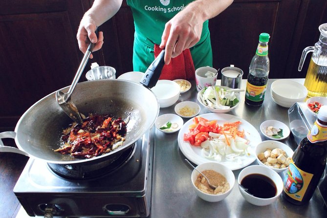 May Kaidee Thai Cooking Class at Bangkok with Pickup - A Vegetarian Base With Room for Meat