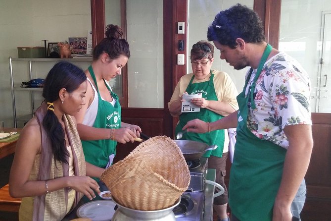 May Kaidee Thai Cooking Class at Bangkok with Pickup - What Makes This a Good First Thai Cooking Class