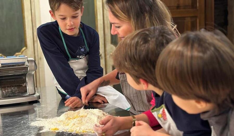 Milan: Cooking Class for Families with Children - Arriving at Lydia’s apartment