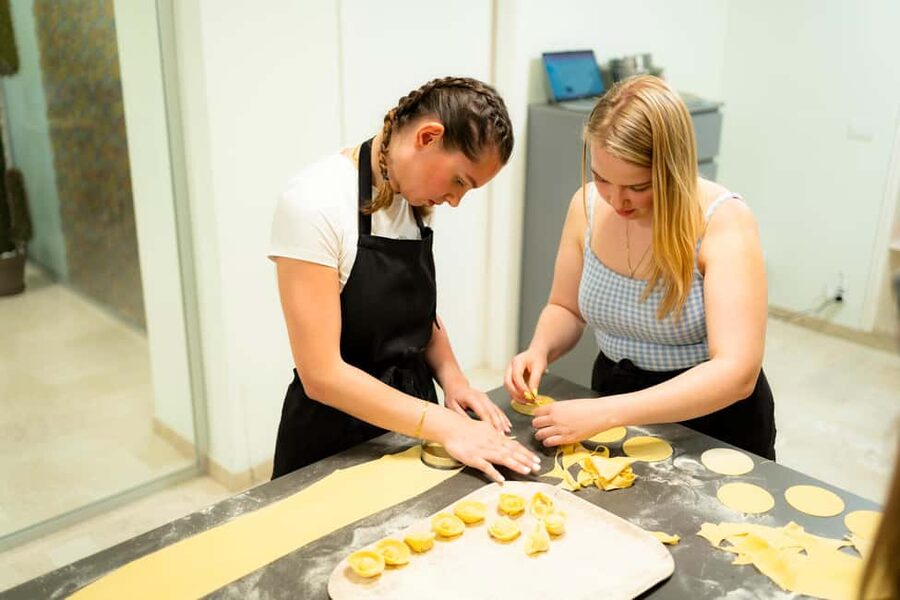 Milan: Pasta, Gnocchi and Tiramisù Cooking Class with Wine - What this Milan cooking class is really like